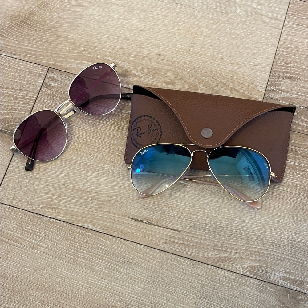 Ray-Ban Aviator Sunglasses with Gradient Blue Lenses